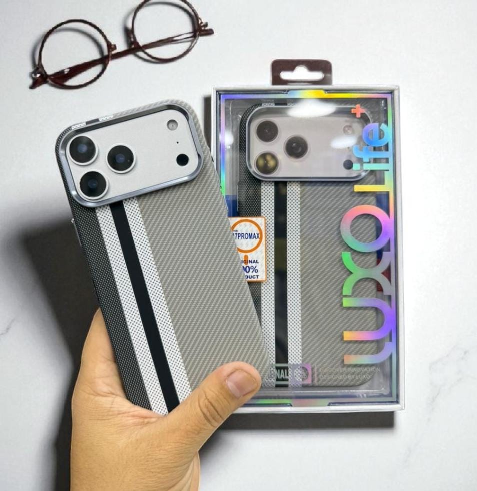 iPhone 17 Pro Max Luxo Life Collection PC Case Multicolor Pitaka Style Carbon Protective Back Cover