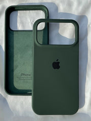 iPhone 18 Pro Max silicone case with logo – Green