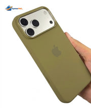 iPhone 18 Pro Max silicone case with MagSafe Green